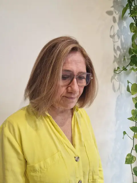 Bob con acabado liso (después), trabajo de Dianne Jorge Rey, peluquera en Barcelona